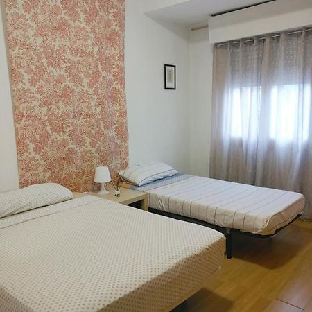 Comoda Habitacion Privada Βαλένθια Εξωτερικό φωτογραφία
